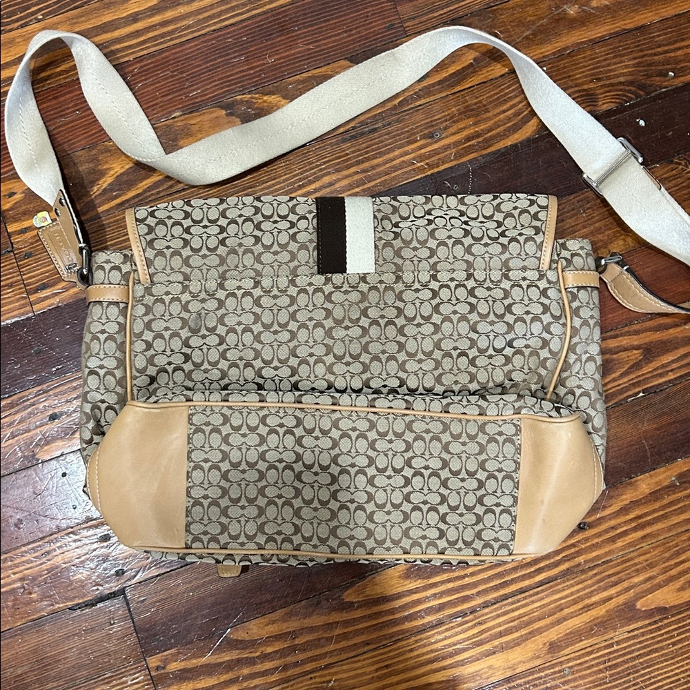 Coach Tan and Brown Voyager Crossbody Tote Messenger Bag - Picture 5 of 6